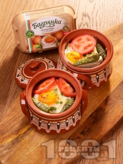 Сирене по шопски с яйца Багрянка - традиционна рецепта в гювече - снимка на рецептата